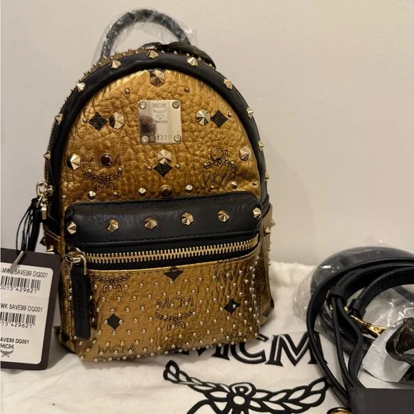 MCM Gold and Black Luxury Backpack MCM Gradation Visetos Small Stark Backpack Black Gold 758370  main image 2